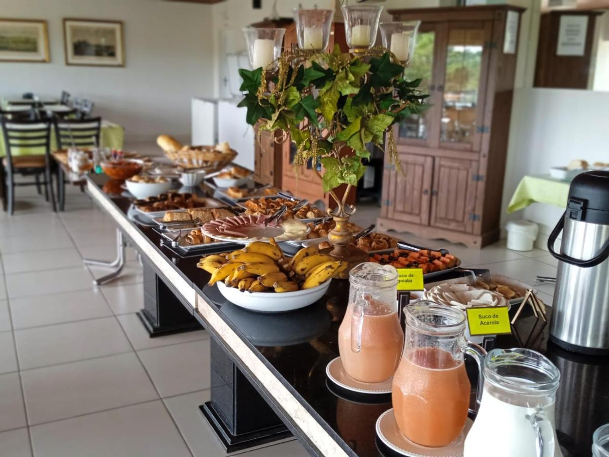 Hotel Escarpas Do Lago กาปีตอลิโอ ภายนอก รูปภาพ
