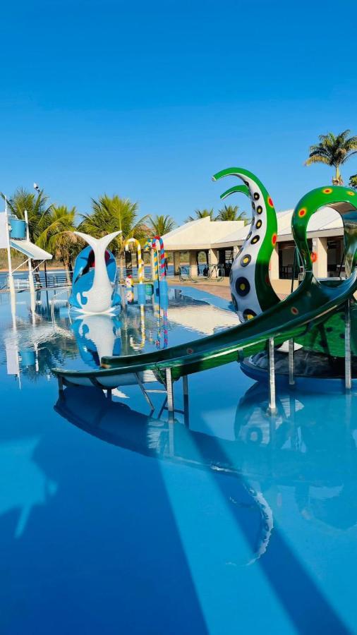 Hotel Escarpas Do Lago กาปีตอลิโอ ภายนอก รูปภาพ