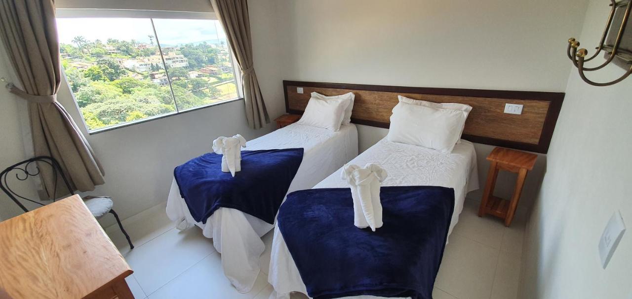 Hotel Escarpas Do Lago กาปีตอลิโอ ภายนอก รูปภาพ