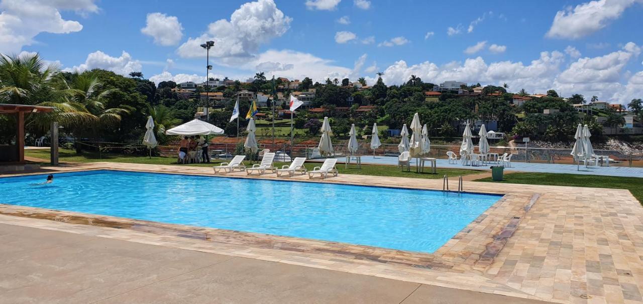 Hotel Escarpas Do Lago กาปีตอลิโอ ภายนอก รูปภาพ