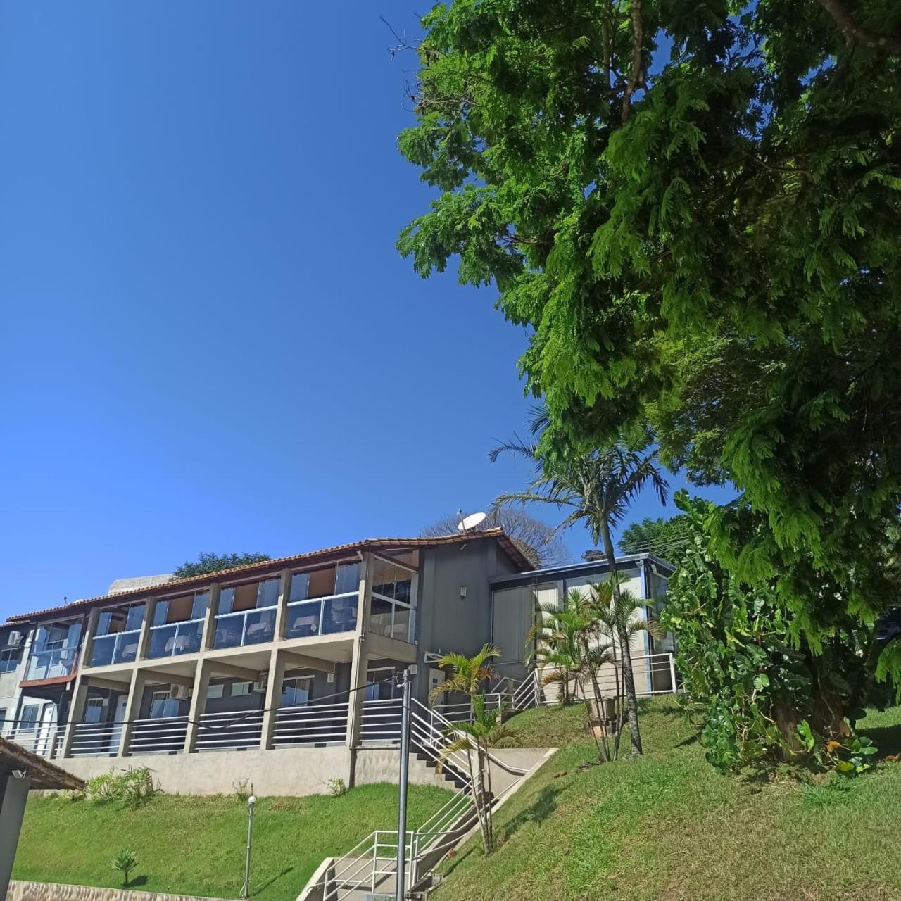 Hotel Escarpas Do Lago กาปีตอลิโอ ภายนอก รูปภาพ